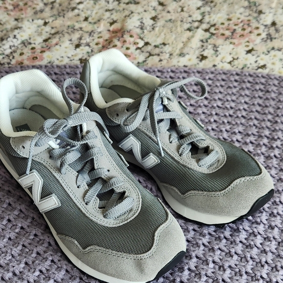 New Balance 515 Womens Sneakers - Picture 8 of 10